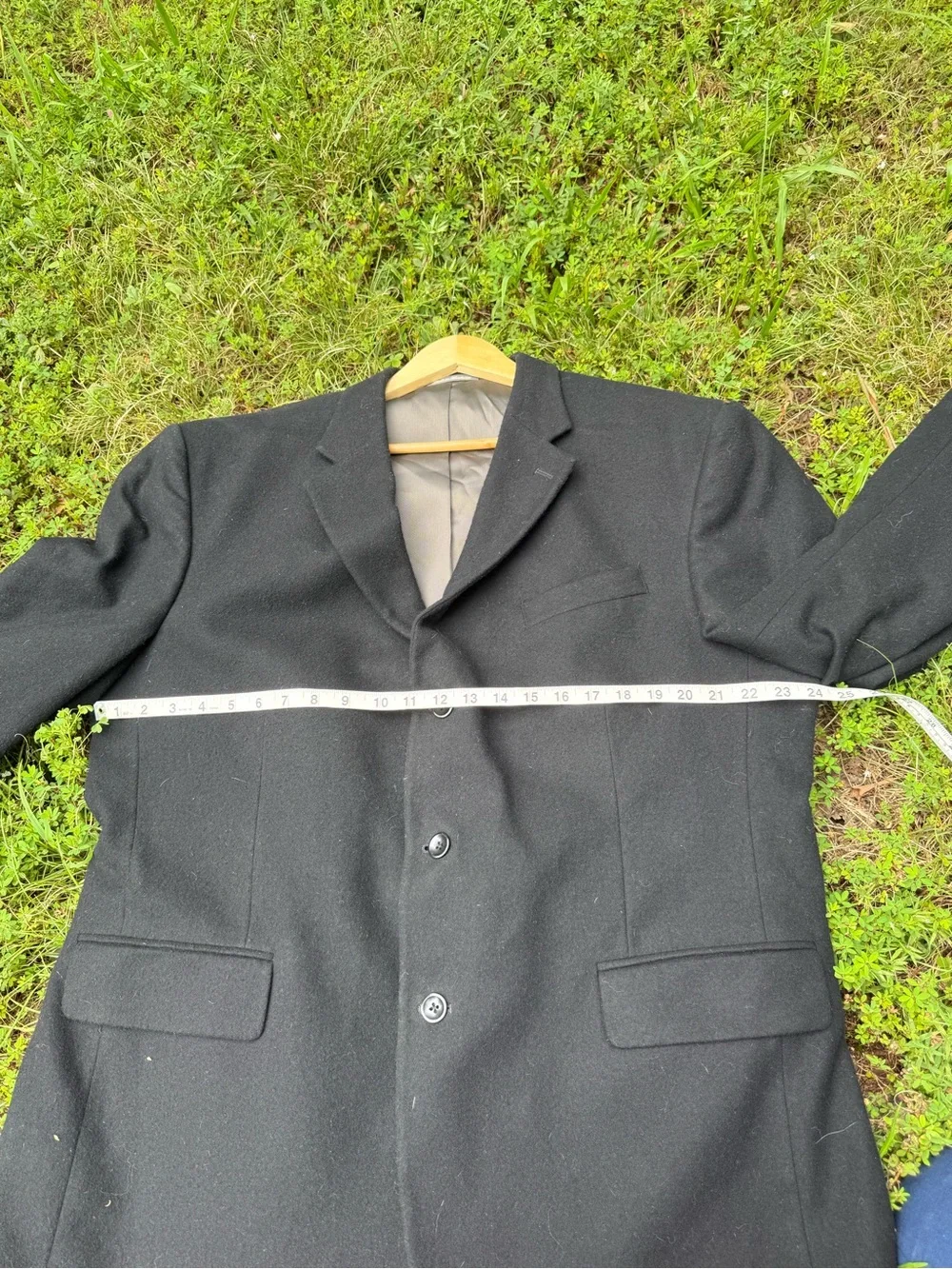 Oscar DeLaRenta Men's Black Wool Blend Blazer - Classic Single-Breasted
